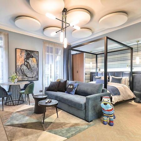 Hotel 33 Marbeuf Париж Екстериор снимка