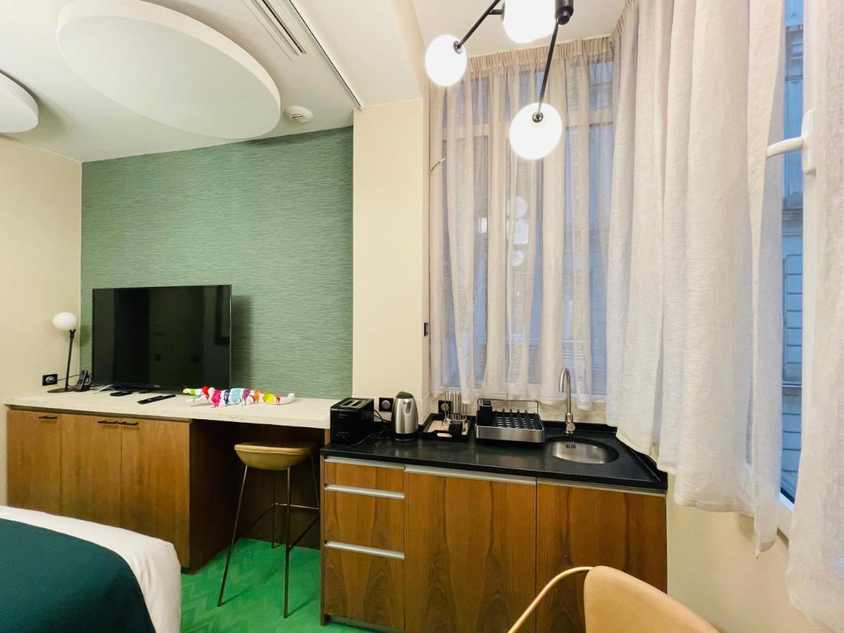 Hotel 33 Marbeuf Париж Екстериор снимка