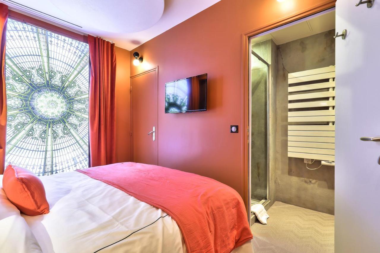 Hotel 33 Marbeuf Париж Екстериор снимка