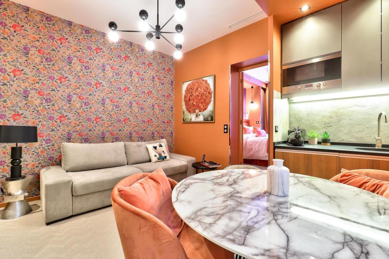 Hotel 33 Marbeuf Париж Екстериор снимка