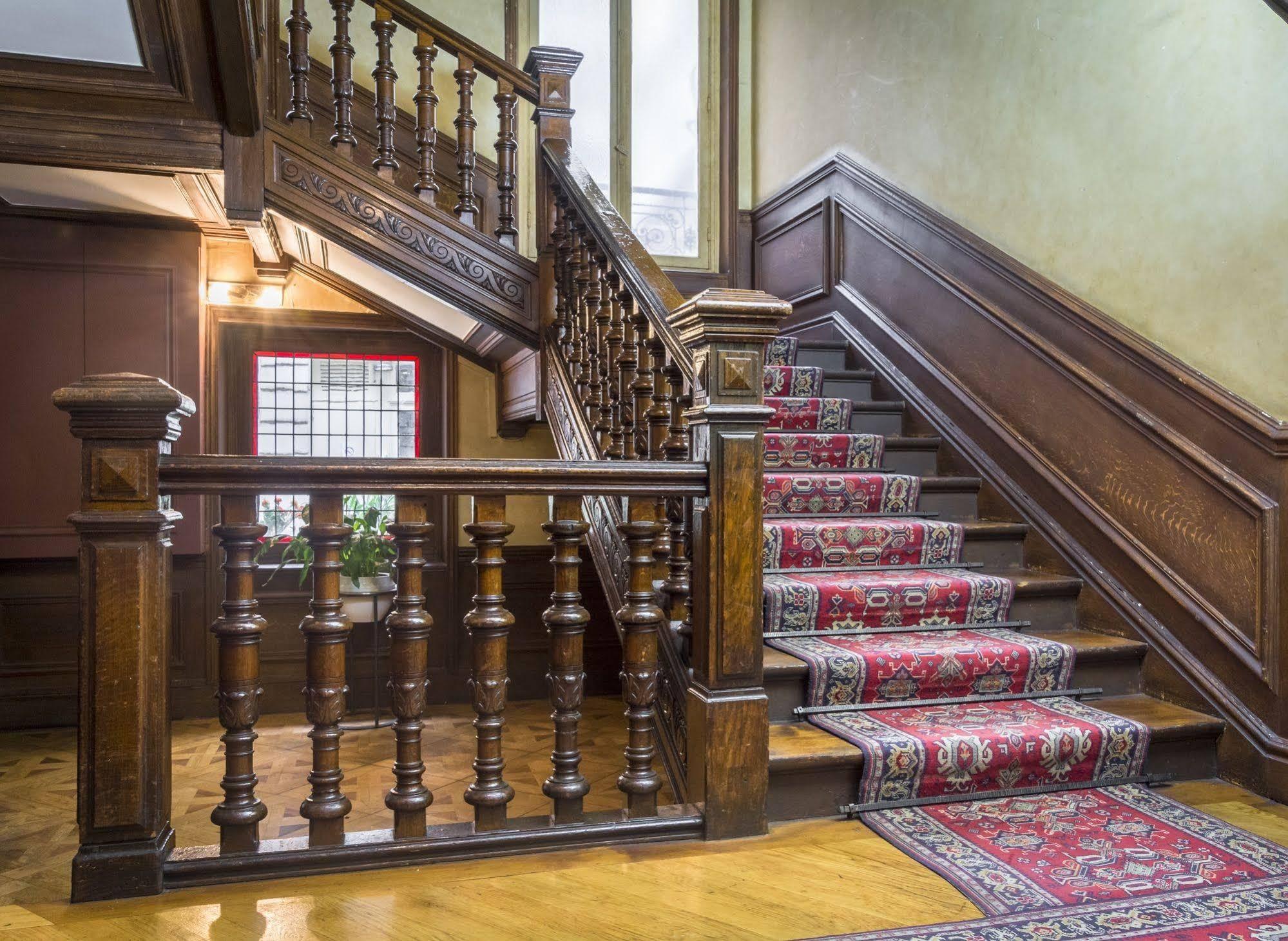Hotel 33 Marbeuf Париж Екстериор снимка