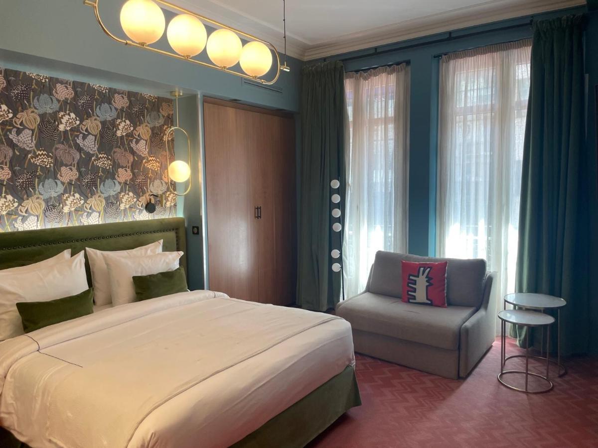 Hotel 33 Marbeuf Париж Екстериор снимка