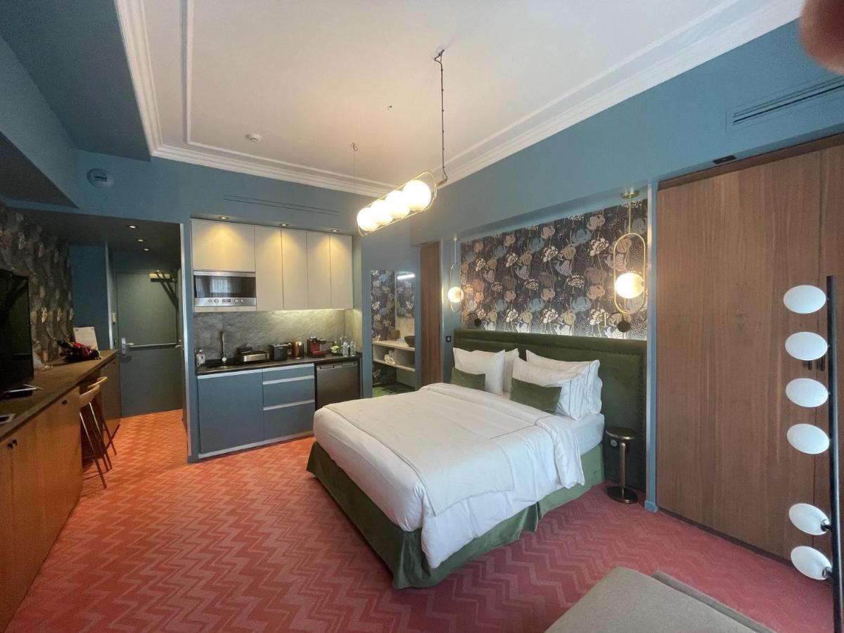 Hotel 33 Marbeuf Париж Екстериор снимка