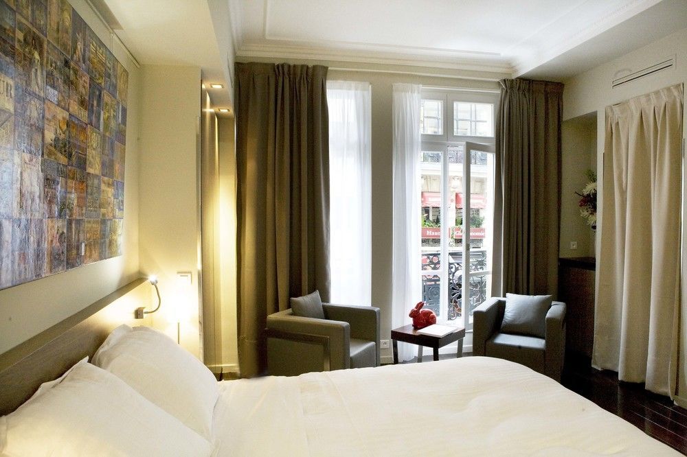 Hotel 33 Marbeuf Париж Екстериор снимка