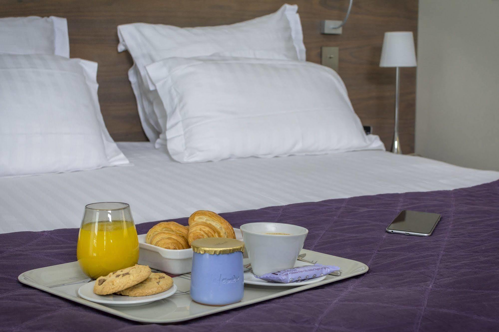 Hotel 33 Marbeuf Париж Екстериор снимка